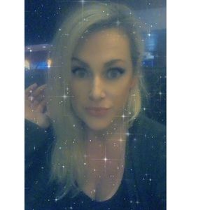 Meet your Posher, Kari